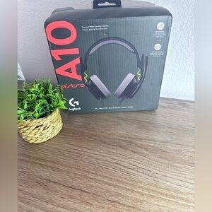 Logitech Astro A10 Gray Headphones
